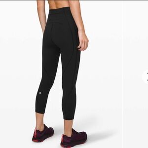 Lululemon Time To Sweat Crop 23" Black size 6